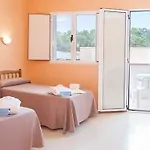 Отель Balneario De Кофрентес